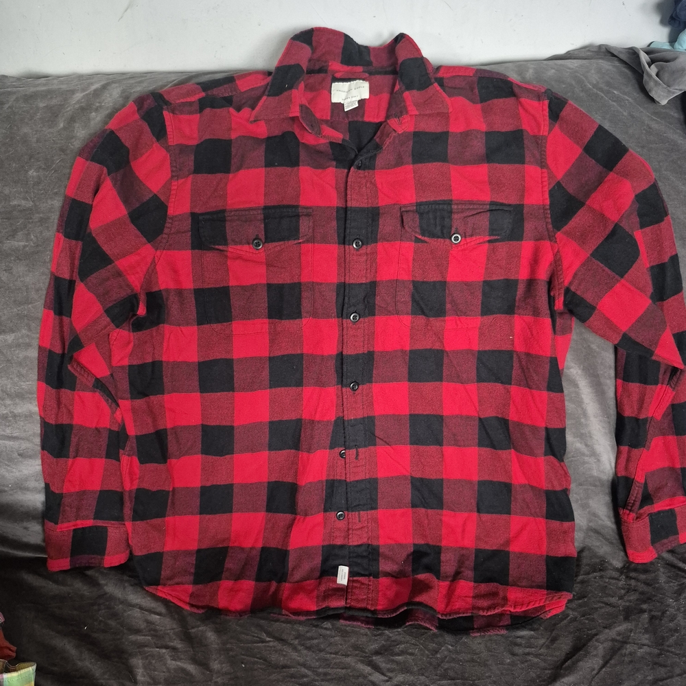 American Eagle Outfitters Red and Black Checkered Shirt